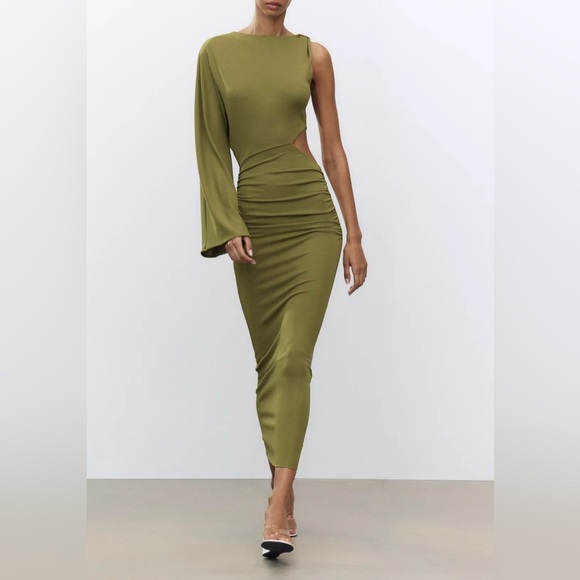 Zara cut out midi dress - Picture 2 of 6